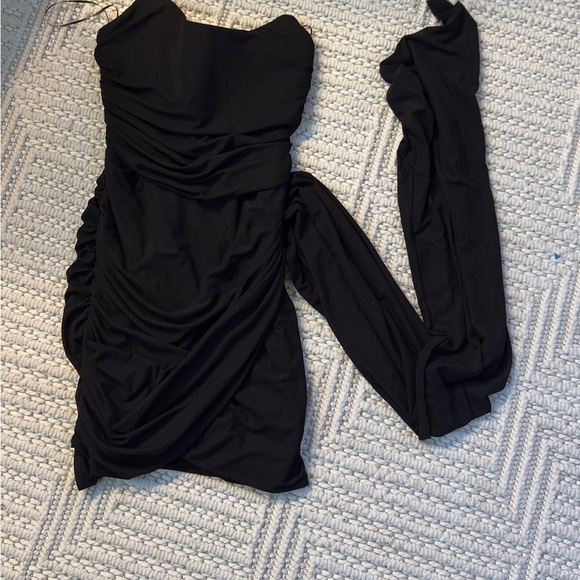 Fashion Nova Black Strapless Dress - Picture 3 of 10